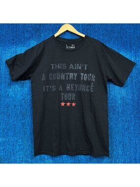 Beyoncé Cowboy Carter Tour T-Shirt Size Large